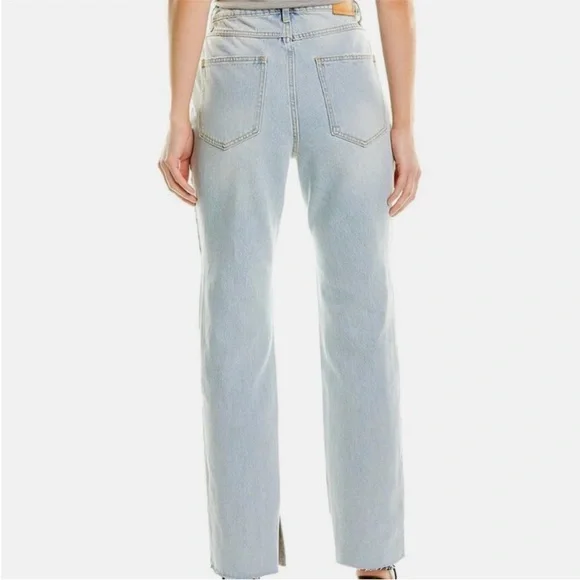 Avec Les Filles Blue Light Wash Slit Straight Leg Jeans. Size 27. Designer jeans - Picture 2 of 8